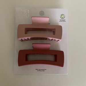 2 Time and Tru  Hair Claw Clips